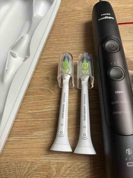 Philips Sonicare HX960K Czarna Szczoteczka soniczna case ładowarka