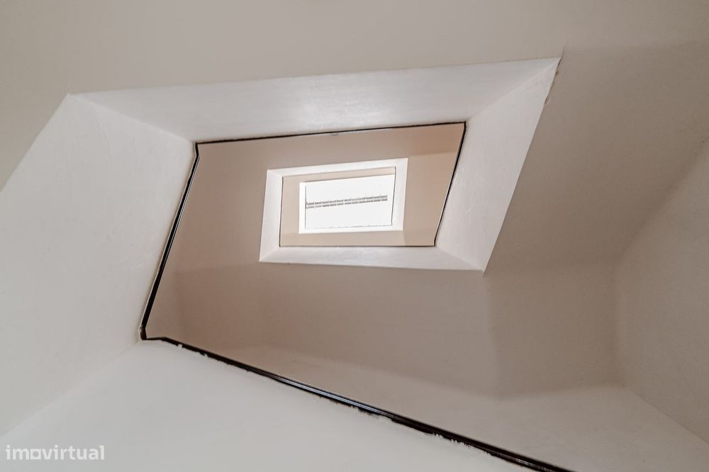 Apartamento T2 à venda na Rua General Humberto Delgado