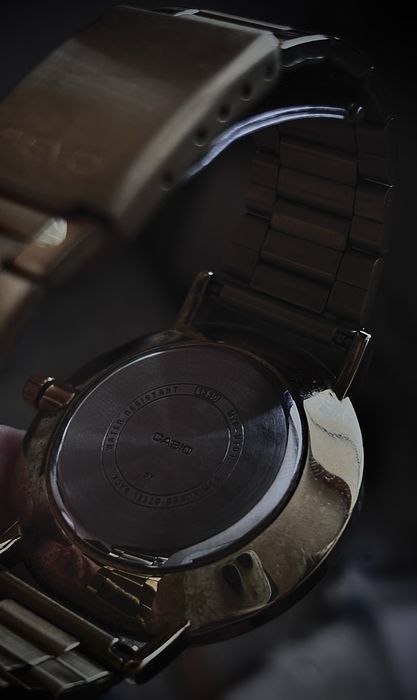 Годиннки CASIO, gold