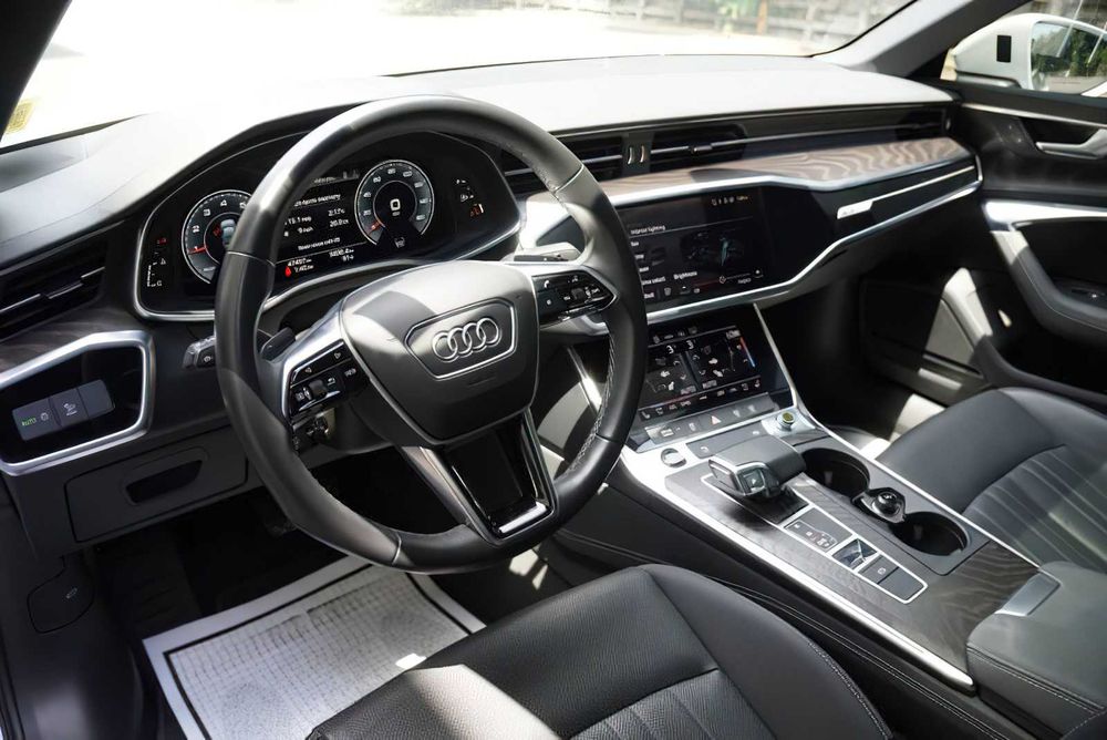 Audi A6 2.0      2023
