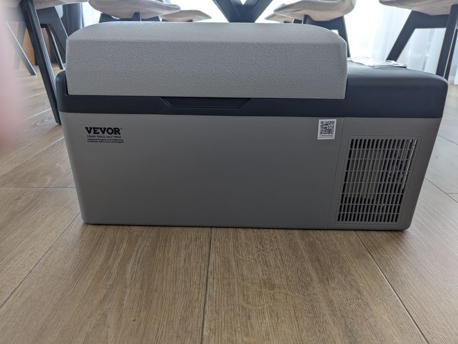 Lodówka turystyczna 20L do samochodów kamping Dom