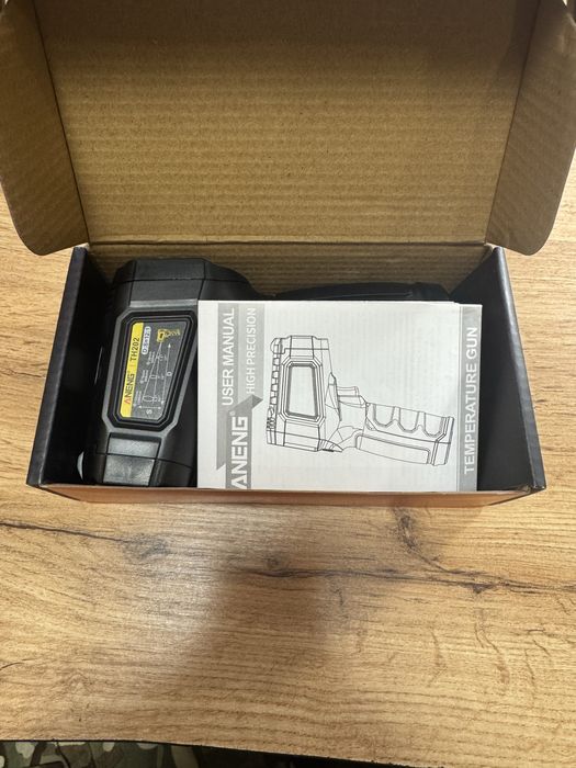 Термометр Інфрачервоний (лазерний) ANENG TH202