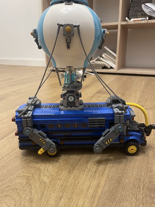 LEGO Fortnite | Bus Bojowy | Battle Bus 77073 (Bez Figurek)