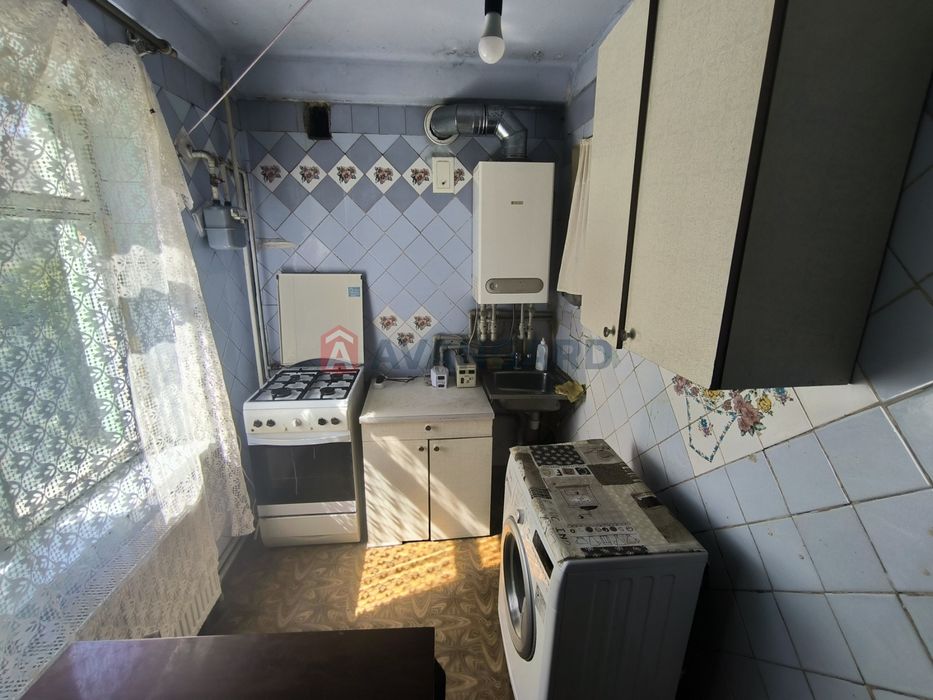 У продажу 3к Кам'янське, Черемушки.