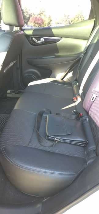 Nissan Qashqai. .