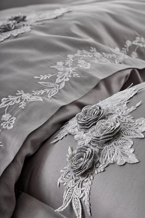 Постельное белье Dantela Vita Safir antracit премиум сатин с вышивкой