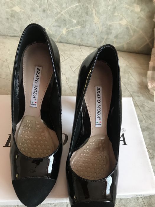 Туфлі жіночі