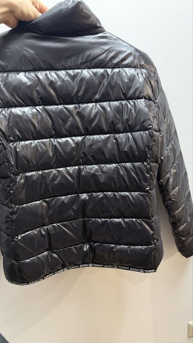 Куртка    Від TOMMY J EANS
