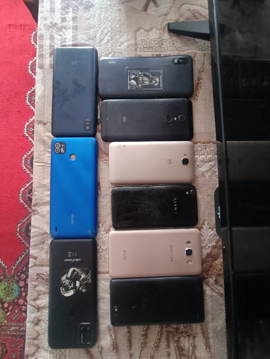 Продам телефони на запчастини