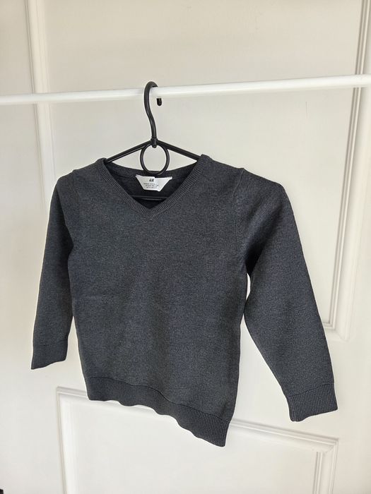 Elegancki sweterek chłopięcy H&M 110/116