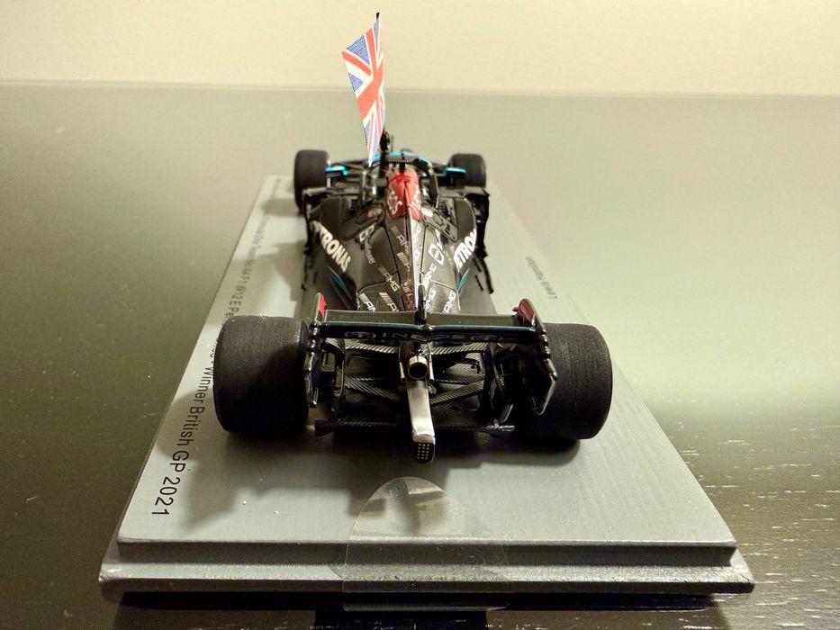 Lewis Hamilton - Miniatura Spark 1:43 - GP Silverstone 2021 - Mercedes