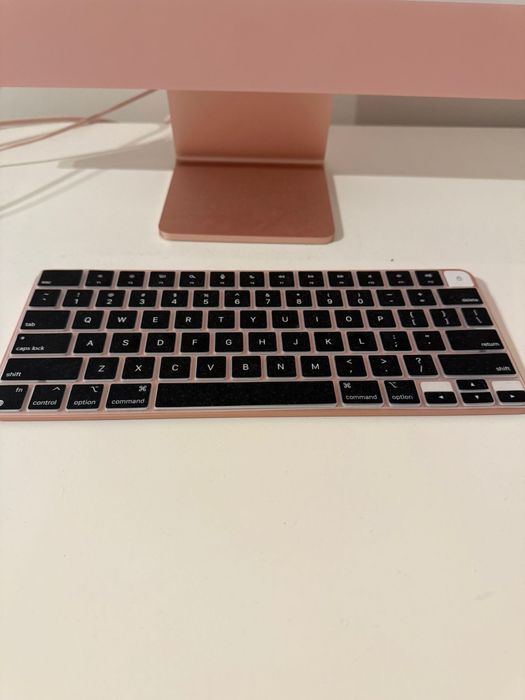 iMac 24” Apple M1 Rosa | 8GB RAM | SSD 256GB | Completo na Caixa