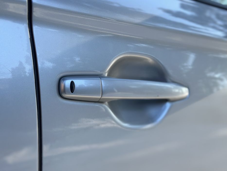 Mitsubishi Outlander 2020 року