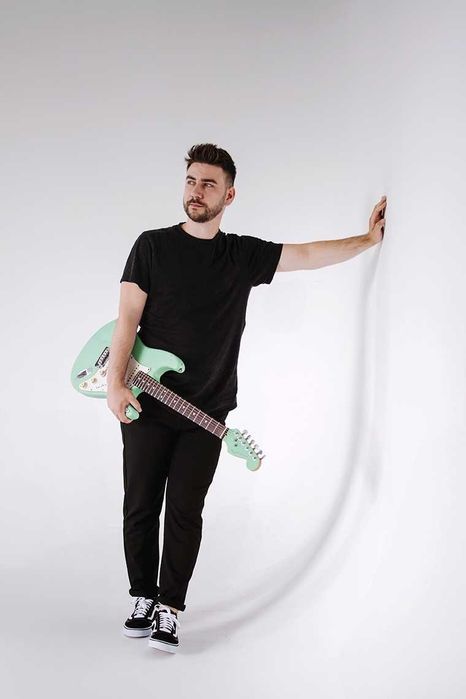 Lekcje, nauka gry na gitarze / ukulele (LEKCJA PRÓBNA GRATIS)