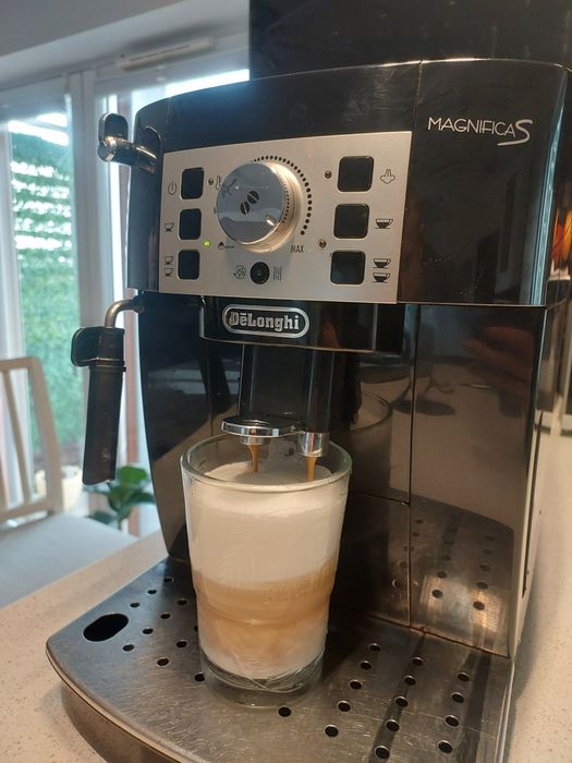 Ekspres do kawy DeLonghi Magnifica S