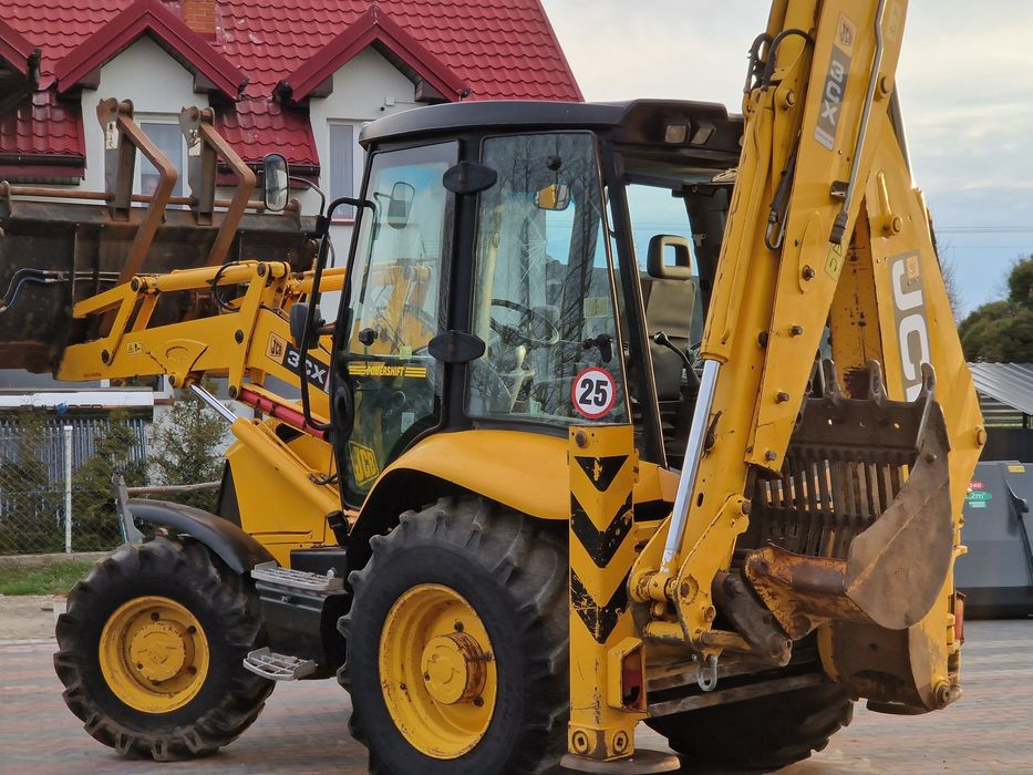 Koparka koparko ładowarka JCB 3CX zadbana jcb 4cx jcb 2cx case