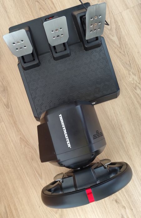 Thrustmaster t248 + pedais magnéticos