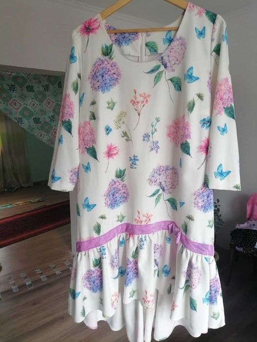 Плаття жіноче святкове