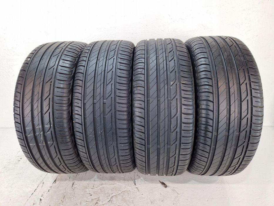 Opony Bridgestone Turanza T001 215/55r17 94V