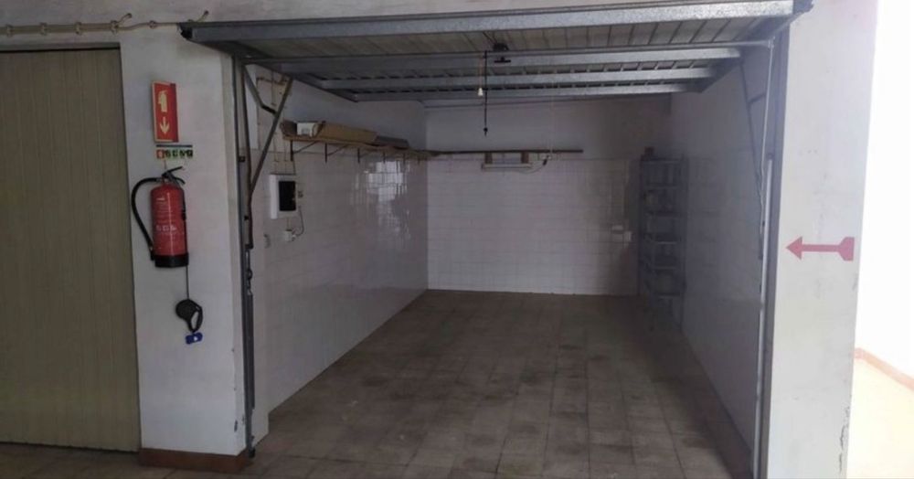 Garagem em Condominio Fechado com Vigilante e CCTV