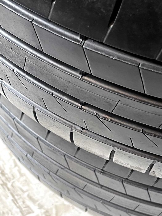 Pneus Bridgestone Alenza 001 - 255/50/20 - Excelentes