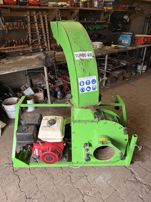 Odkurzacz do liści i trawy Peruzzo TURBO 400