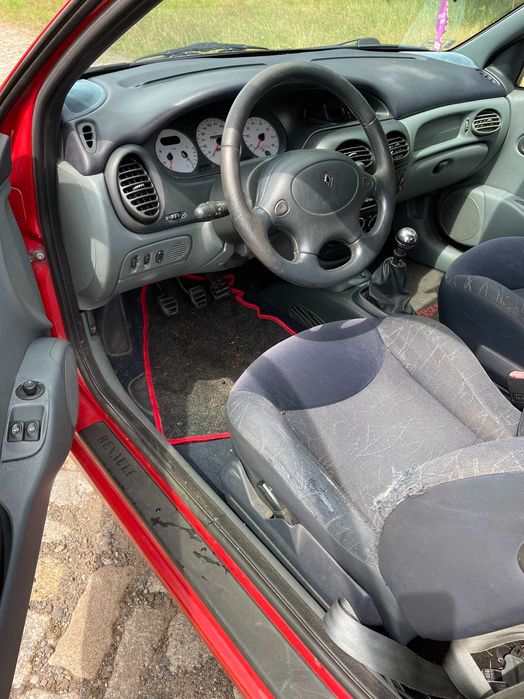 Renault Megane Coupe 2.0 16V F7R