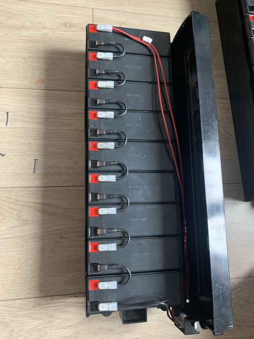 Касета с акумуляторсами для UPS,Бесперебойника