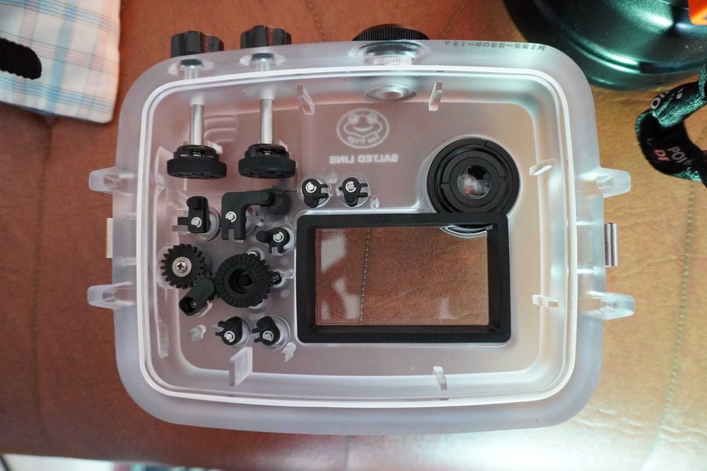 Caixa estanque para máquina fotográfica: Salted Line 60M/195FT Waterproof housing for Sony A6xxx series with pistol grip (Orange) / GEN 3