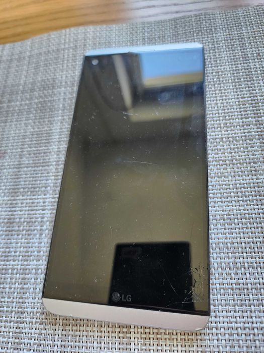 T-Mobile Begins LG V20 Pre-order With Free B&O Headphones And $200 - Foto 9