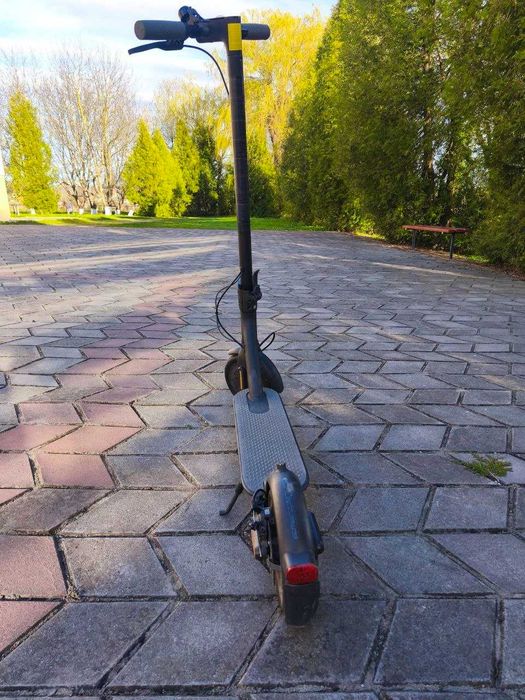 Електросамока Xiaomi Mi Electric Scooter 1S
