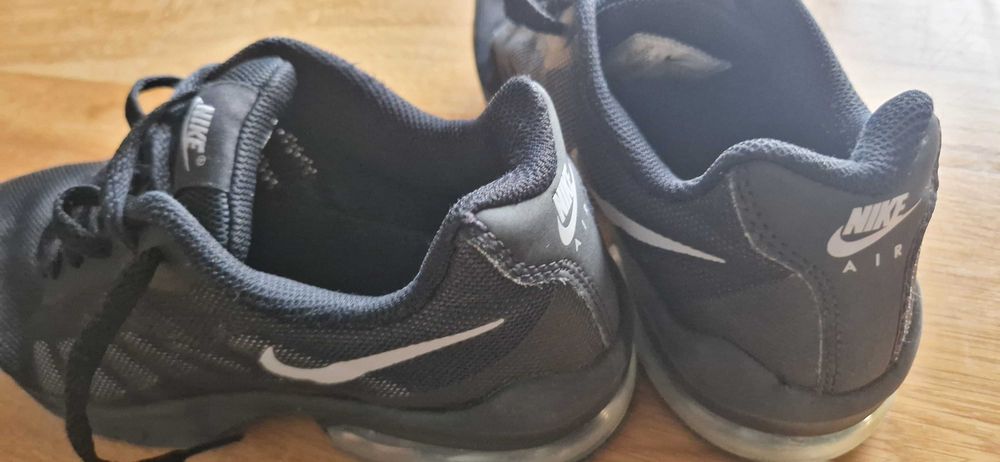 Buty  NIKE AIR MAX 38,5