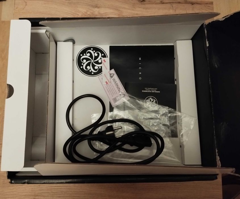 głowa basowa Darkglass Microtubes 900