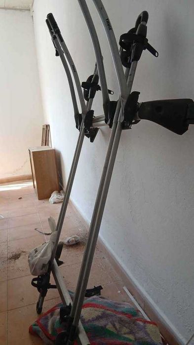 Suporte bicicletas  e barras Tejadilho toyota