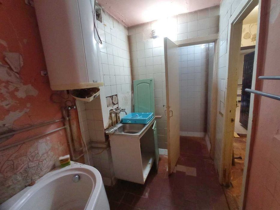 Продам помещение 150 м2 в оживленном месте, Рабочая 75, проф. Герасюты