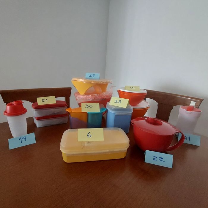 Tupperware Various427871458097244161