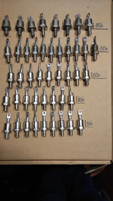 Тиристоры Т10,Т122,Т132-,КУ221, транз-торы КТ818(19),825(27),834А,П210