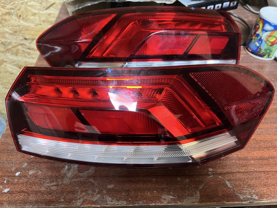 Задні  фари стопи Volkswagen Passat B9 USA