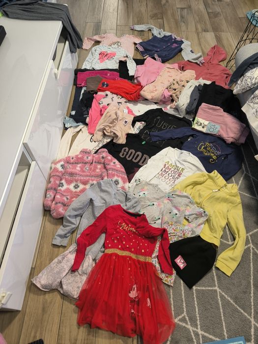 Paka ubrań dziewczynka 122/128