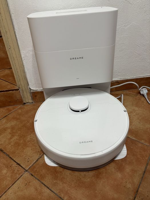 Aspirador robo com garantia. Novo