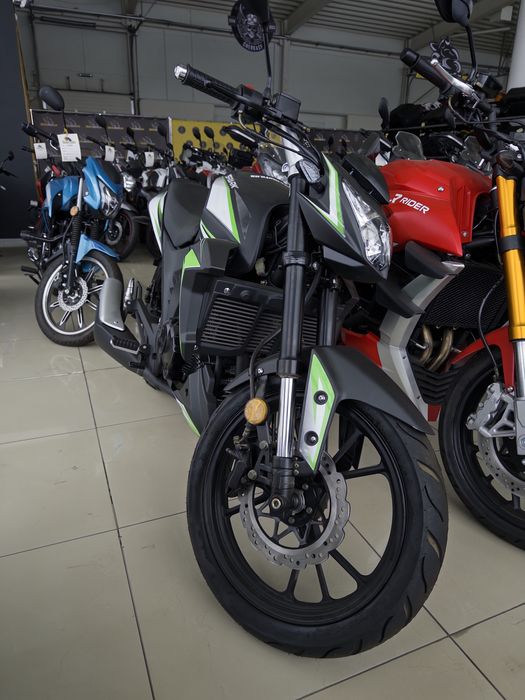 Мотоцикл SPARK SP250R-35