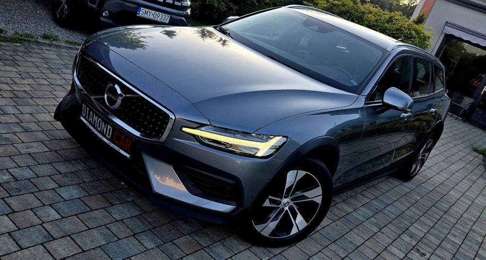 Volvo V60 Cross Country