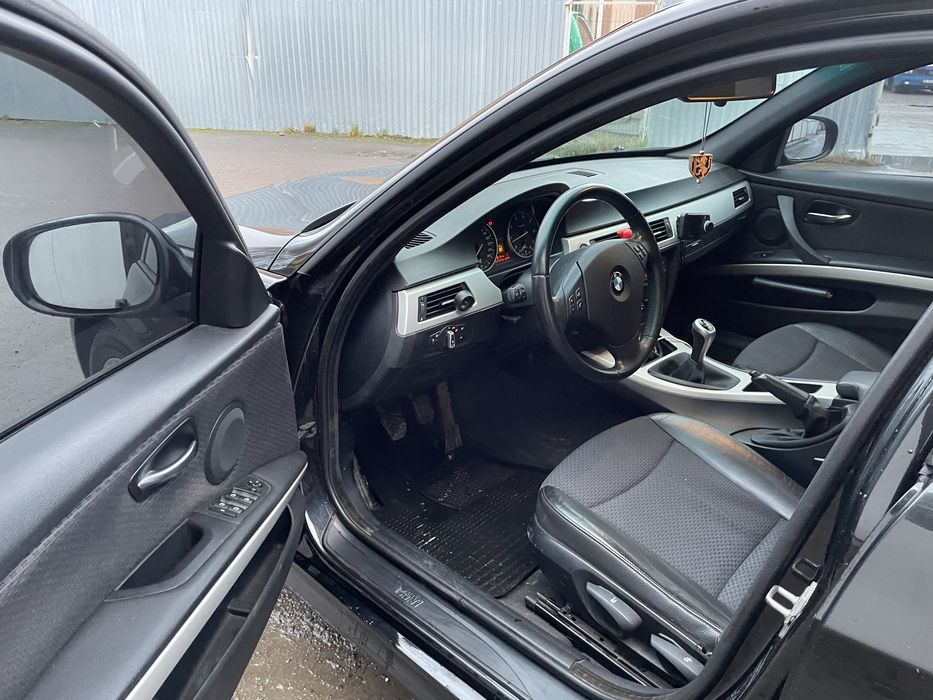 Продам BMW e90 рестайлінг