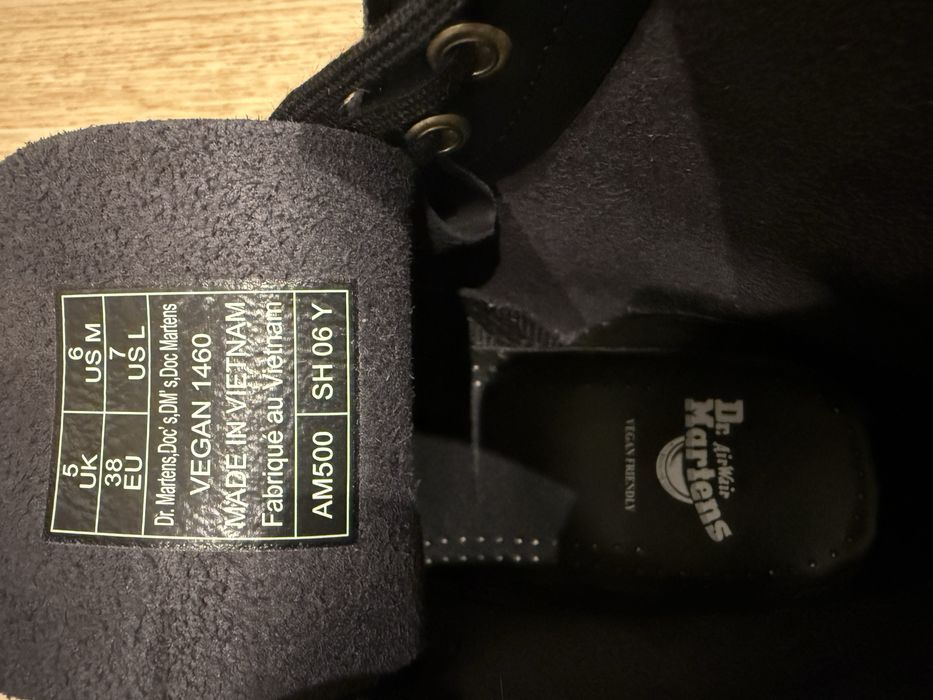 Dr. Martens VEGAN 1460