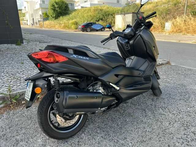 Yamaha XMAX 300 em excelente estado