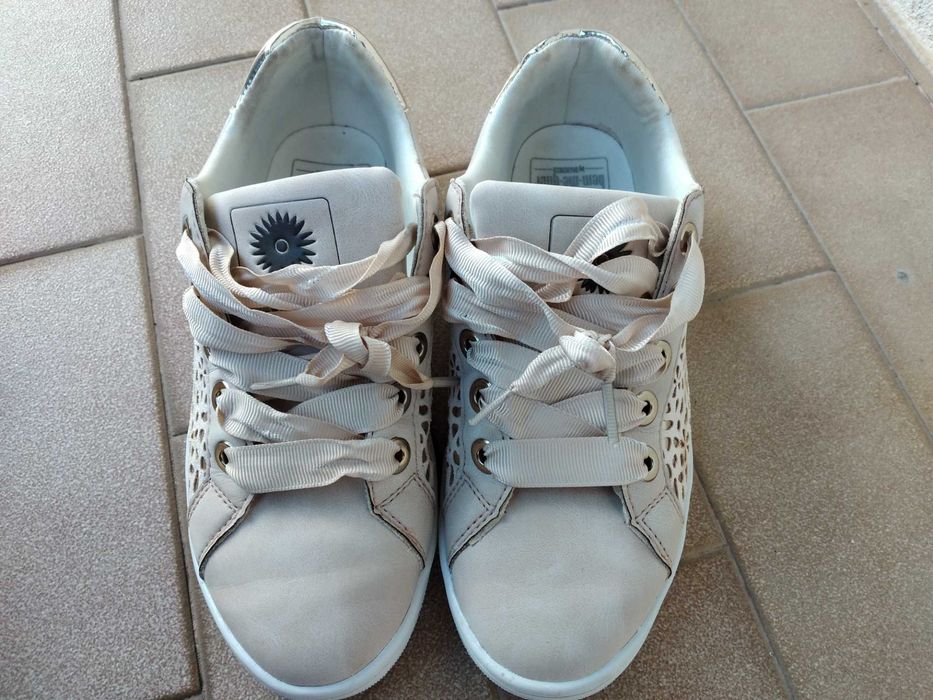 Sapatilhas rosa-nude, tamanho 37