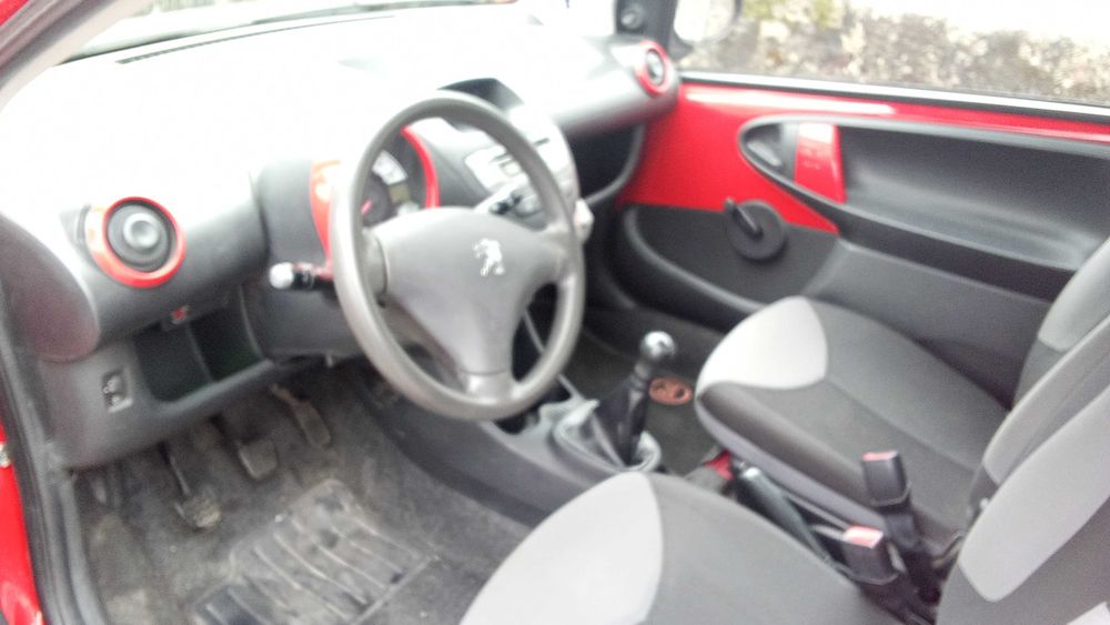 Vendo Peugeot 107 1.0 a gasolina