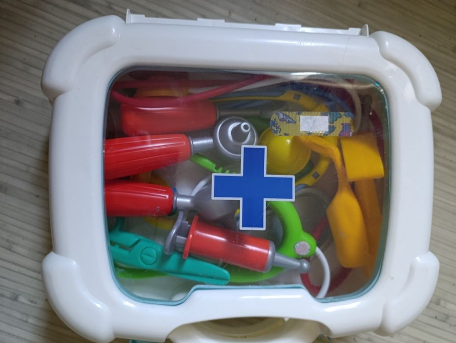 Дитячий набір лікаря