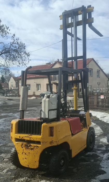 Wozek widlowy bułgar  2,5tony perkins