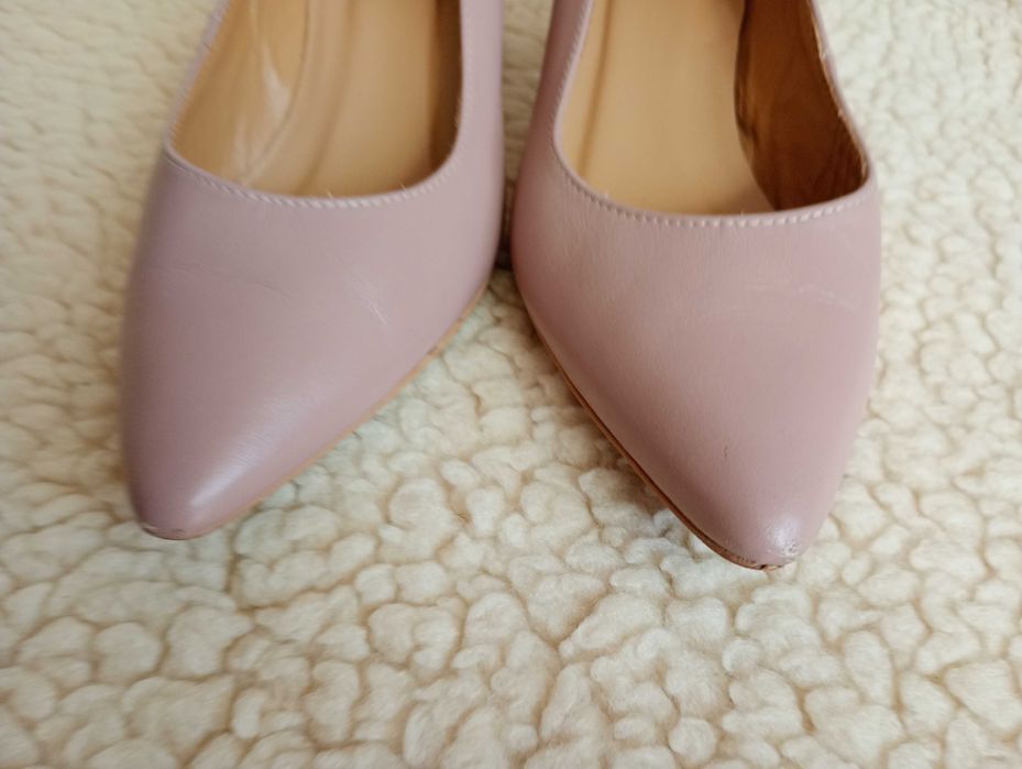 Piekne czółenka Ryłko w kolorze spopielałego różu -36/ 23,3 cm- bdb !!